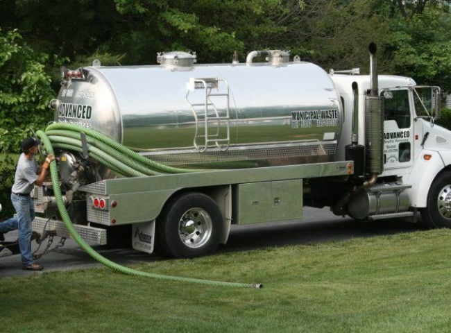 Đơn vị rút hầm cầu huyện Nhà Bè máy móc hiện đại