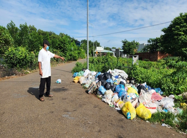 Dịch vụ thu gom r&aacute;c thải sinh hoạt với quy tr&igrave;nh chuy&ecirc;n nghiệp